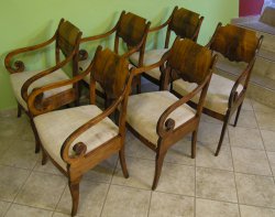 6 foteli Biedermeier do konserwacji 