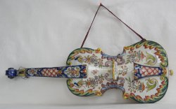 Porcelanowe skrzypce ozdobne do powieszenia - doniczka 